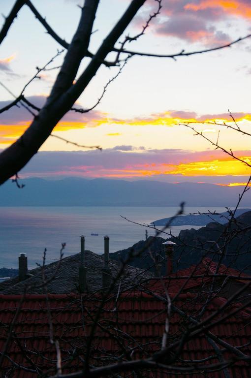 Sarafis Guesthouse Agios Lavrentios Kültér fotó